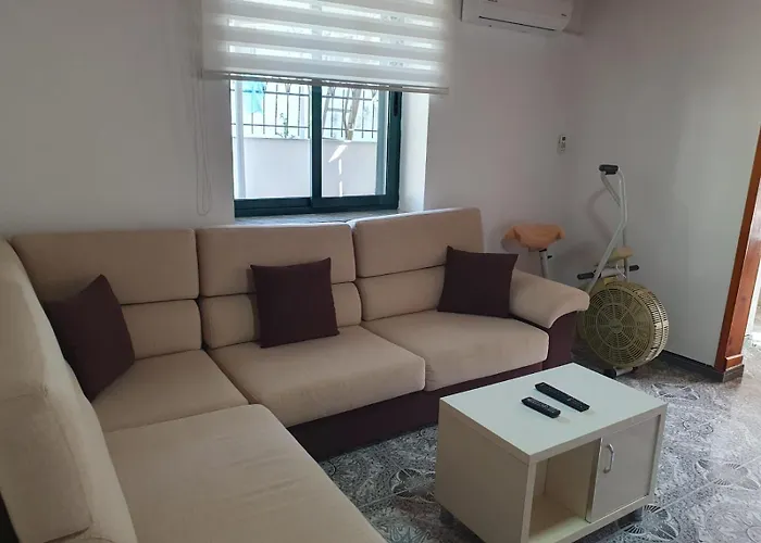 Holiday home Center Lake House