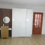 Center Lake House Tatil Evi *