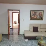 Center Lake House * Shkodër