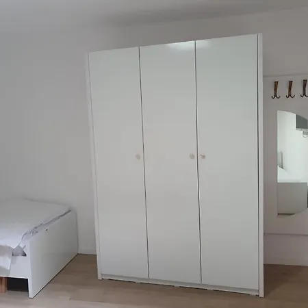 Center Lake House בית נופש *
